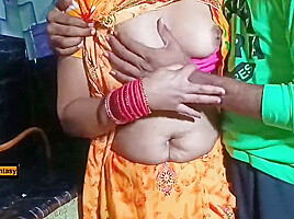 Hot Bhabhi Ki Kitchen Me Hot Romance And Chudai