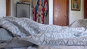 This Turkish Granny Is Shocked !!! I Take Out My Big Cock In Front Of Her