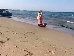 Yoga On The Beach End With Multiple Squirt On The Beach